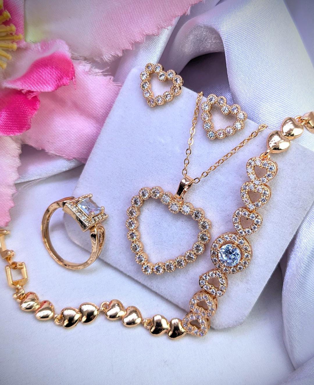 Zircon Heart Set