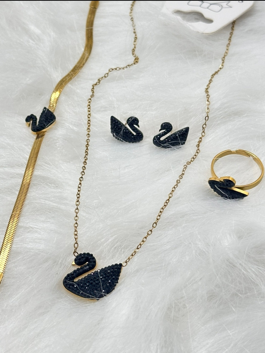 Swan Premium Jewellery Set